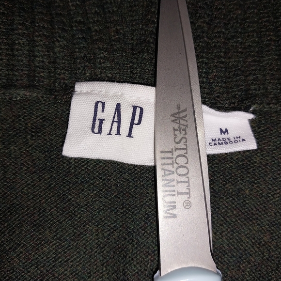 GAP Women's Olive Open Front Cardigan - Picture 5 of 8